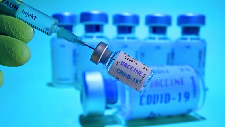 Au venit 10 000 de doze de vaccin. Ca de obicei, ARAFAT face show cu ajutorul presei – CURIERUL ROMÂNESC