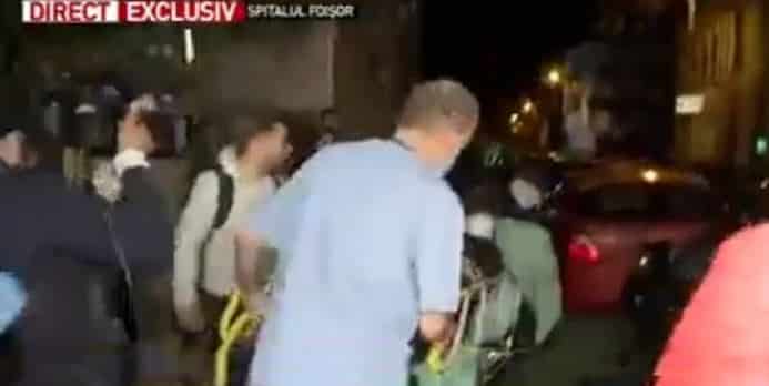 Pacienții, inclusiv operați, evacuați din Spitalul Foișor din București, transformat în spital Covid