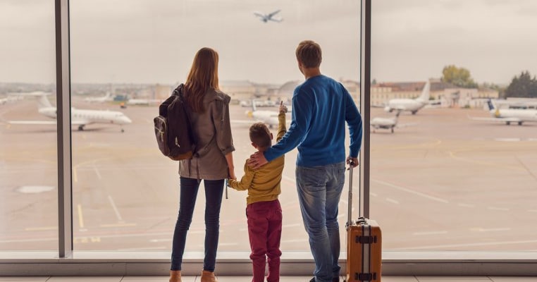 Părinți români amendați în Germania pentru că erau în vacanță cu copilul, deși acesta ar fi trebuit să fie la școală
