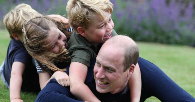 Prințul William, confesiuni despre viața de tată: „Mi-a fost greu să mă adaptez, să trec de la viața de bărbat singur la cea de tată”