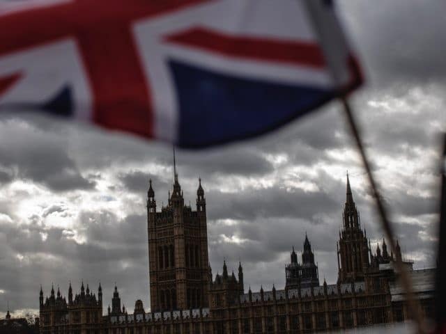 Regatul Unit intensifică măsurile împotriva „discursului ce instigă la ură”
