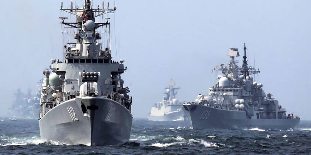 Rusia și Iran, exerciții navele comune în Golful Oman
