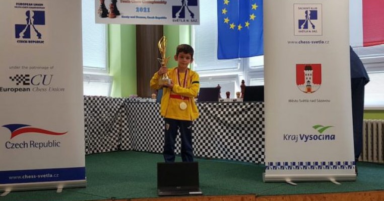 Campionul european la șah este un băiețel de 8 ani din Brașov