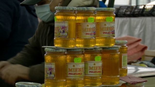 Preţul de achiziţie al mierii, în creștere. Ce sume primesc apicultorii în toamnă pe kilogram!