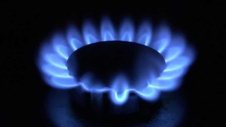 Prețurile gazelor cresc în continuare: Cea mai scumpă iarnă din toate timpurile