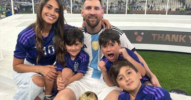 Imagini emoționante cu Leo Messi și copiii lui, după ce Argentina a câștigat Cupa Mondială